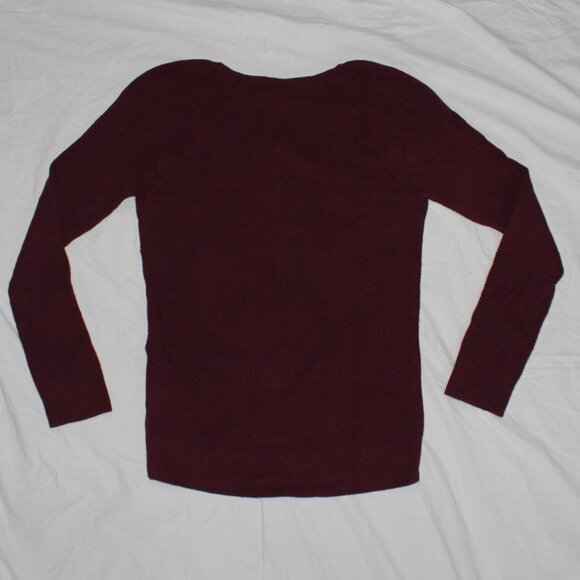 Old Navy High/Low Raglan Long Sleeve Thermal Burgundy V-Neck Sweater - Medium - Picture 10 of 11